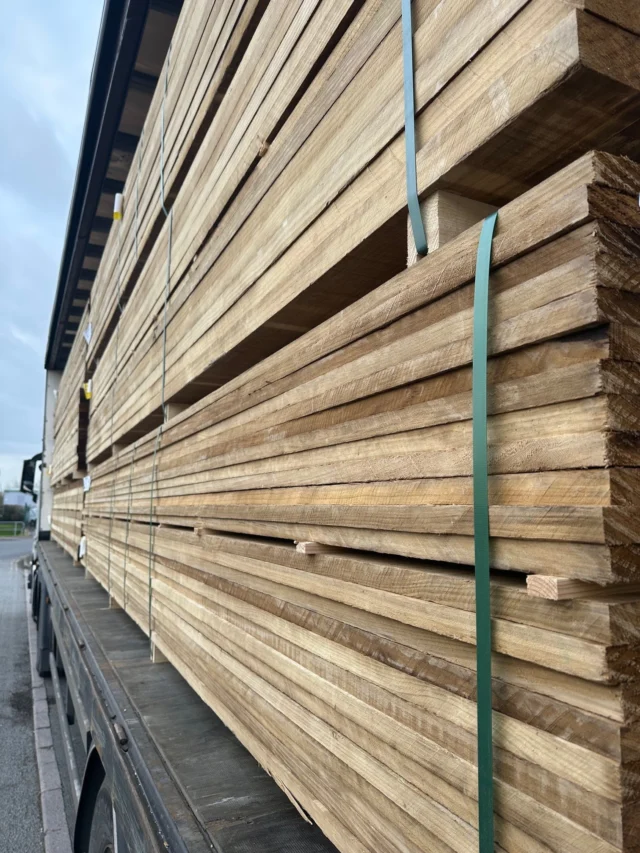 🚛 Fridays are all about full loads of Accoya! 🌲Nothing beats the sight of a fresh delivery of high-performance, durable Accoya® arriving at New World Timber! Whether it’s for windows, doors, cladding, or decking, we’ve got you covered with sustainably sourced, ultra-stable timber that’s built to last.Ready to get your hands on some Accoya? Get in touch today! 📞#Accoya #FullLoadFriday #SustainableTimber #TimberSupplies #HighPerformanceWood #NewWorldTimber #CarpentryLife